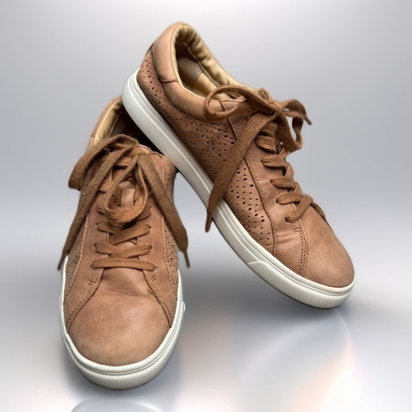 Lucky Brand Camel Colored Laurina Leather Sneakers 8.5 - Picture 2 of 5